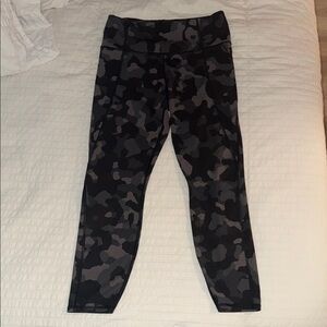 Athleta Camo 7/8 Leggings